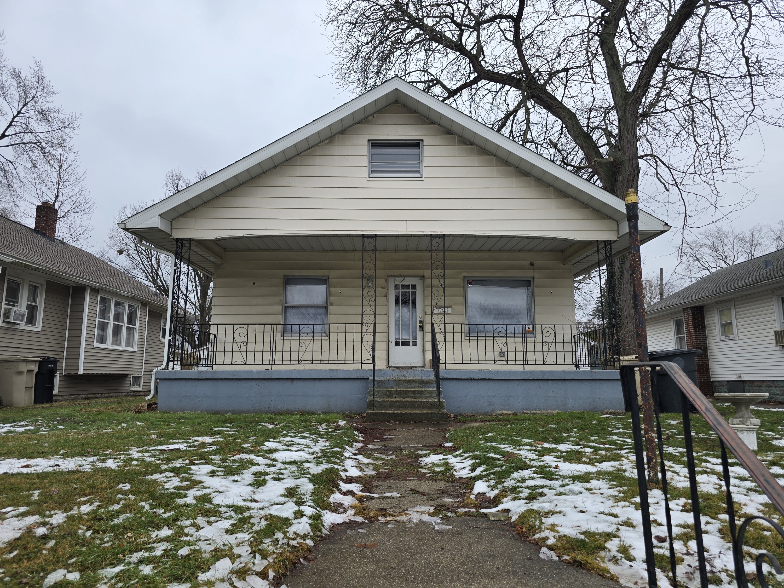 810 East Fairview Avenue