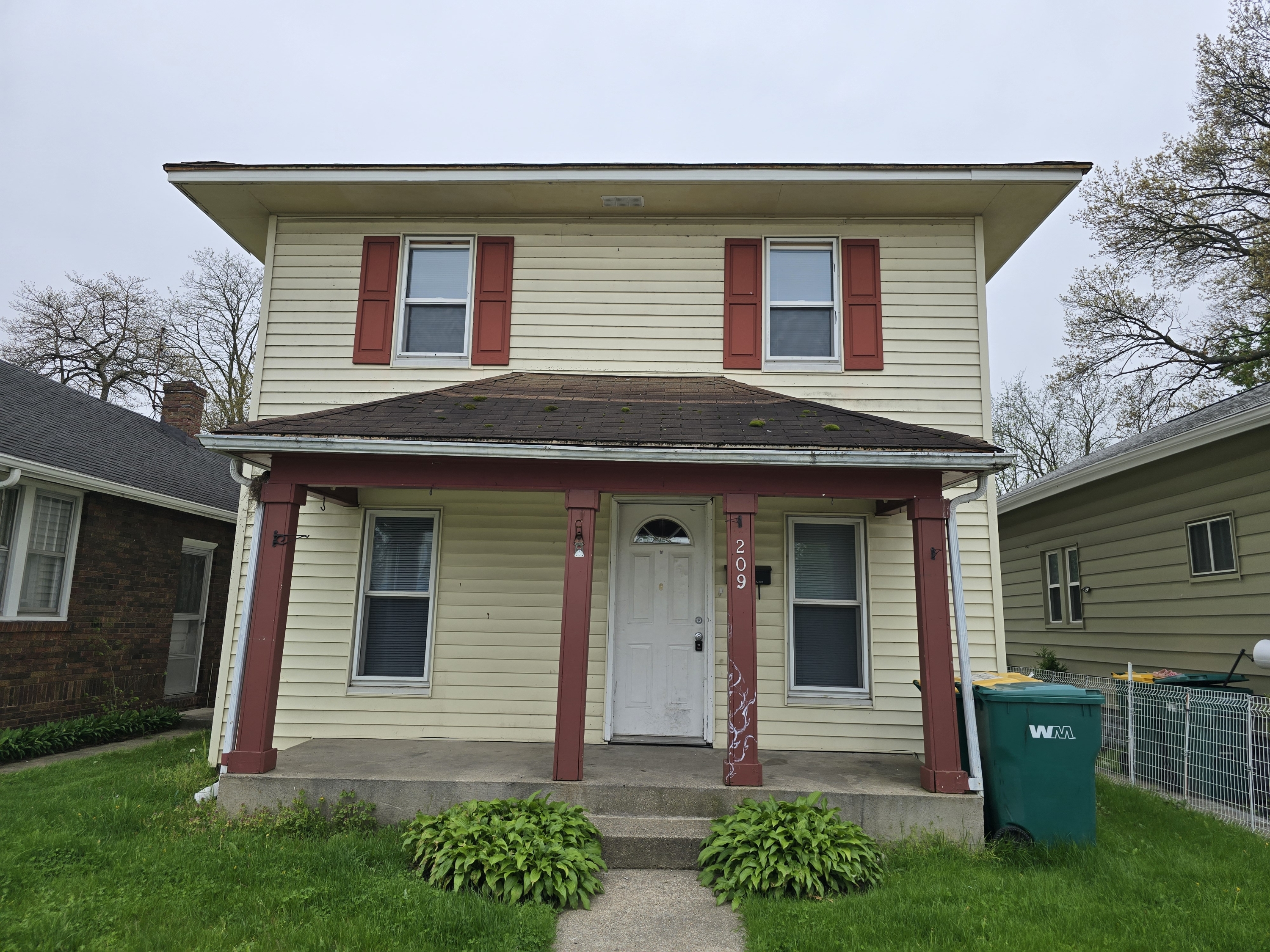 209 West Broadway Street