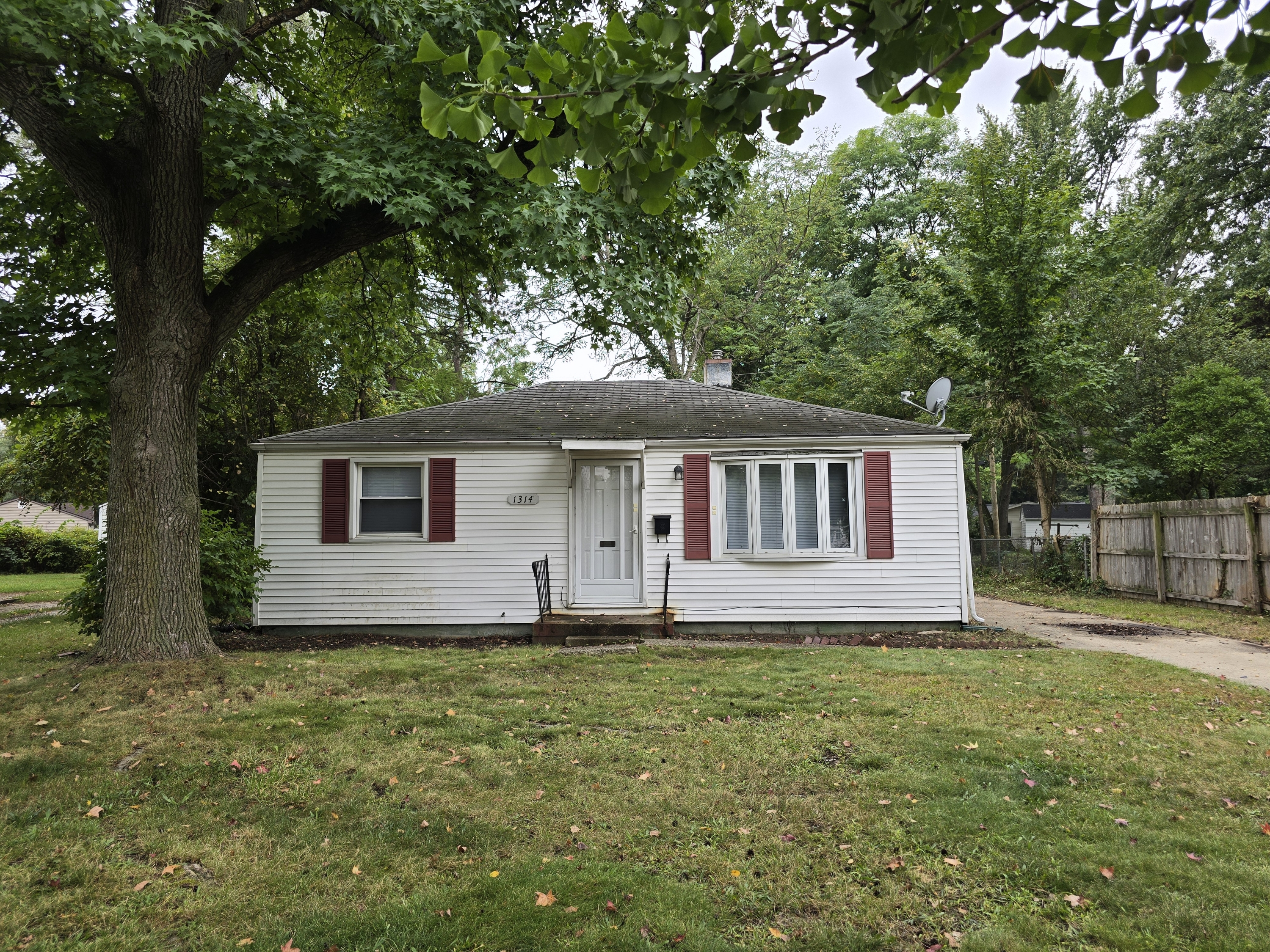 Property main image