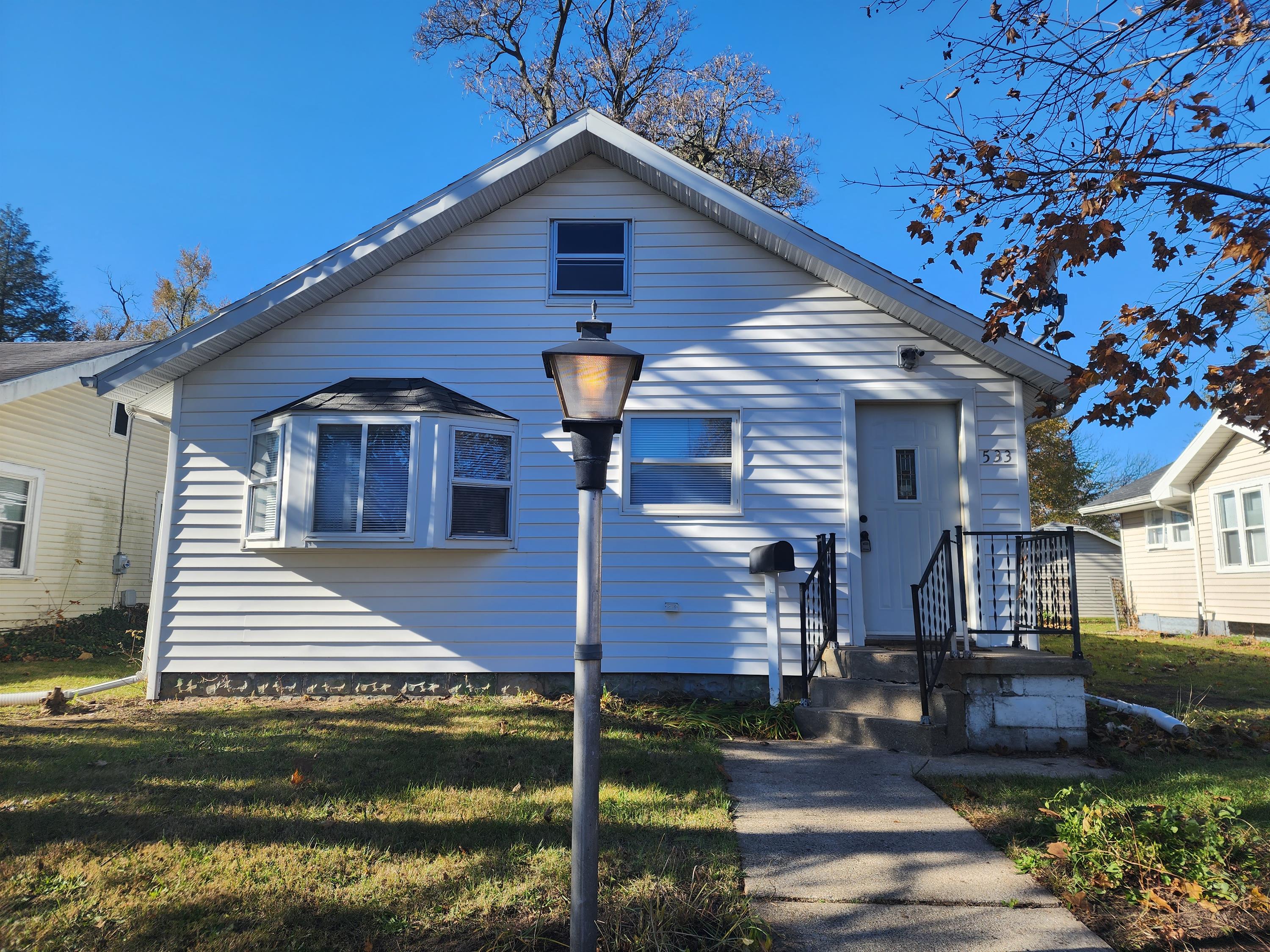 533 North Sunnyside Avenue