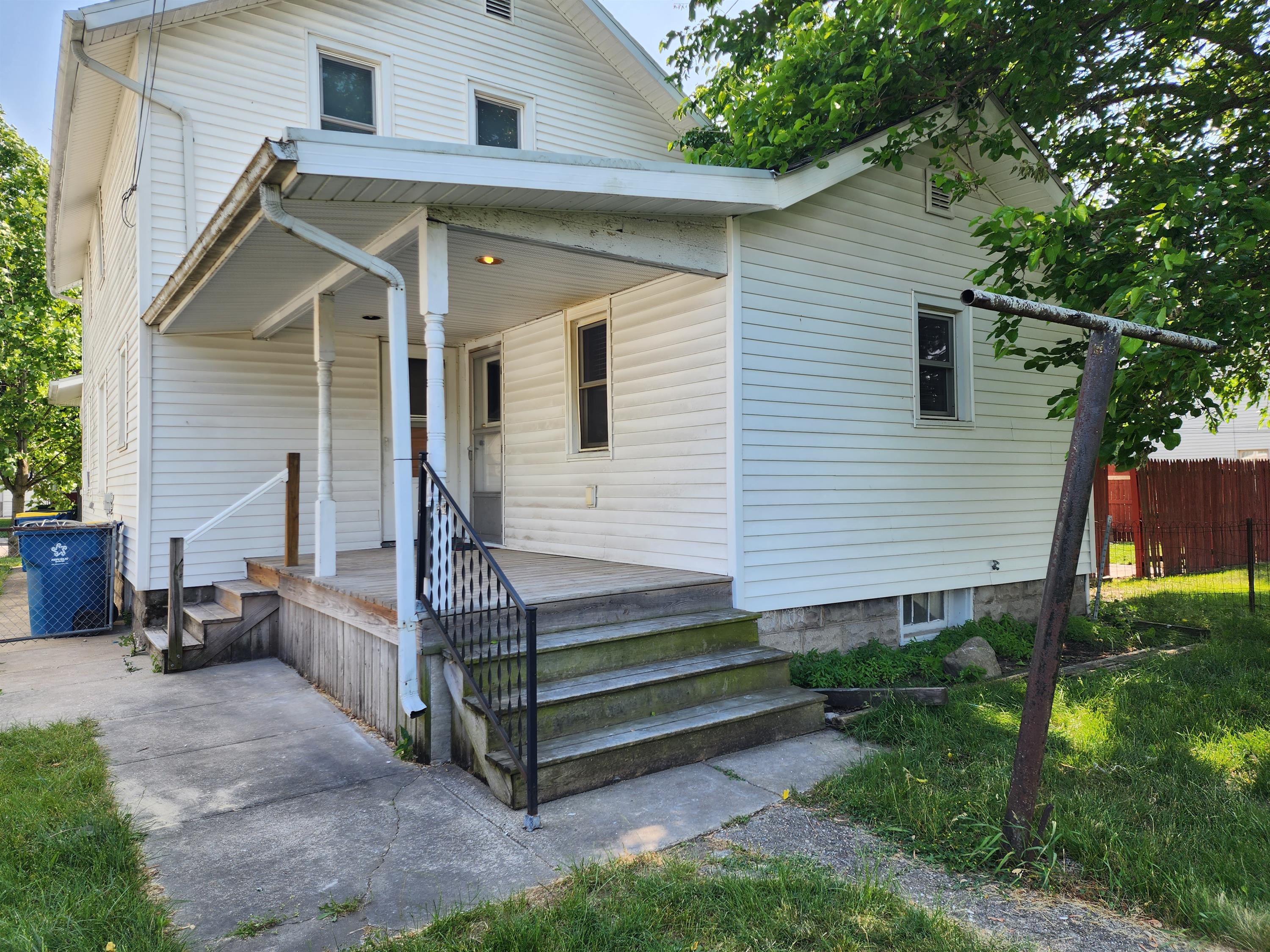 1122 West 7th Street - 3
