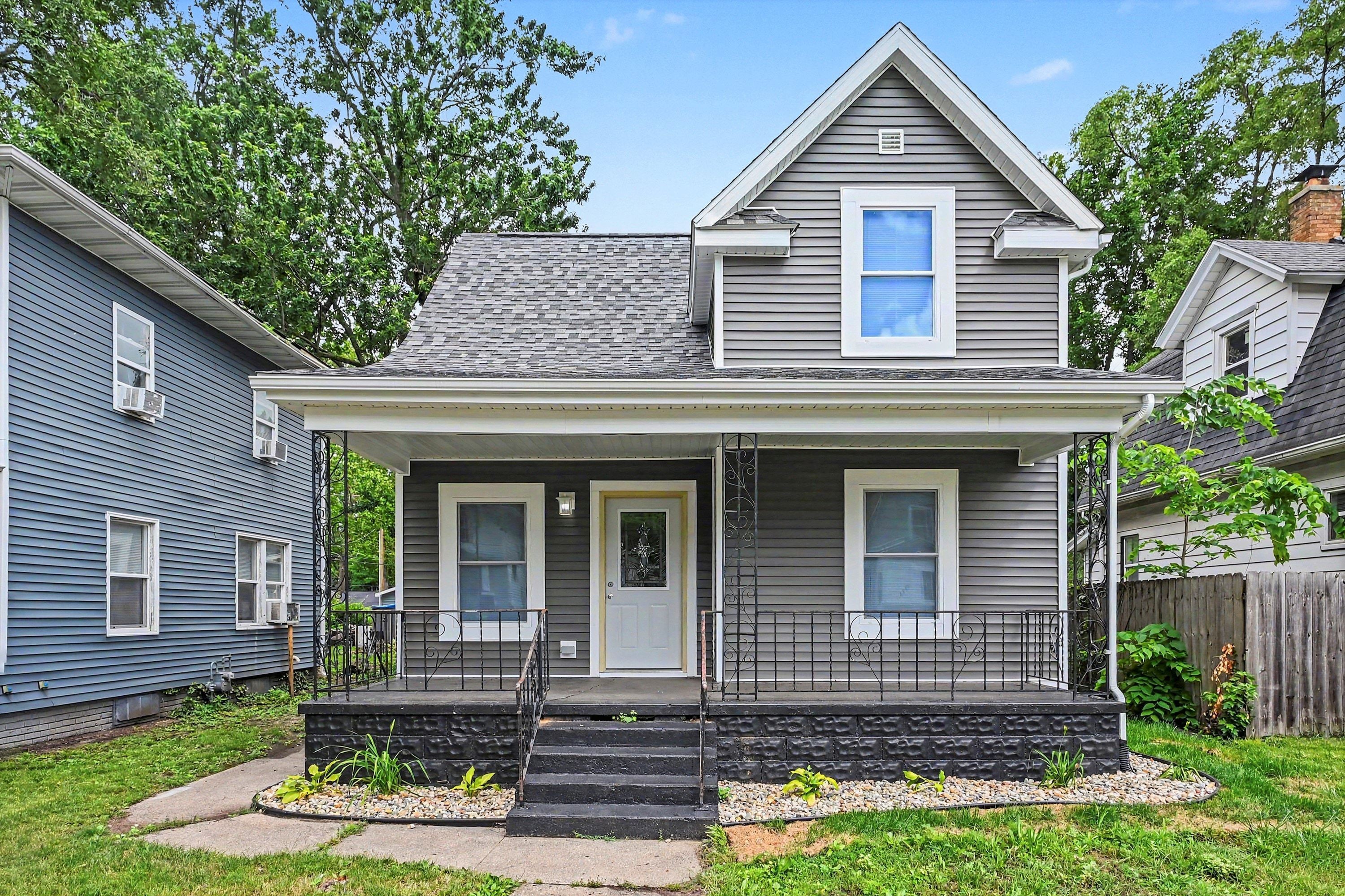 Property main image