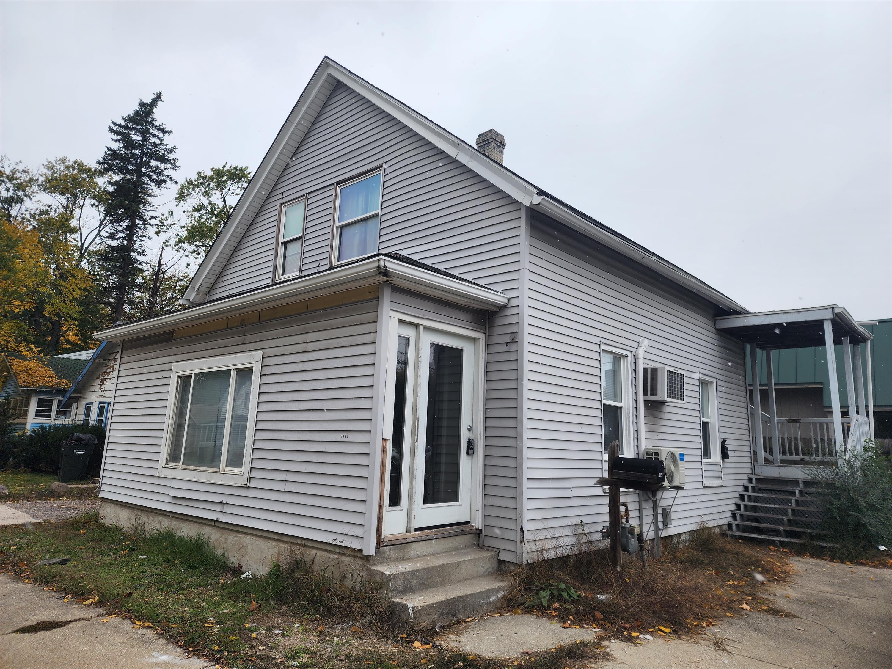 Property thumbnail image